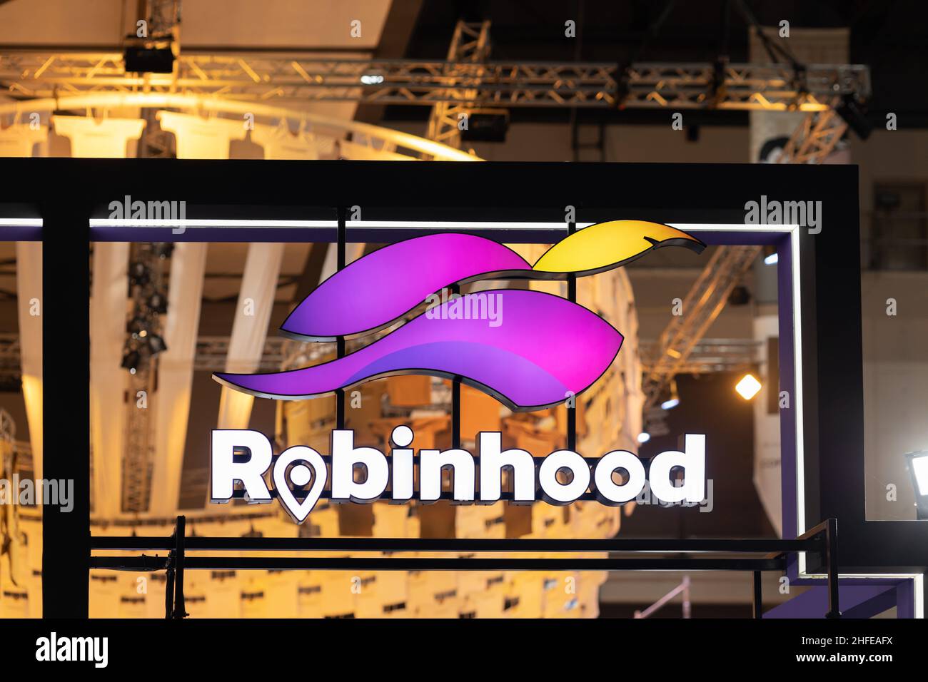 Robinhood, Thai food delivery App platform by SCB 10X group sign logo