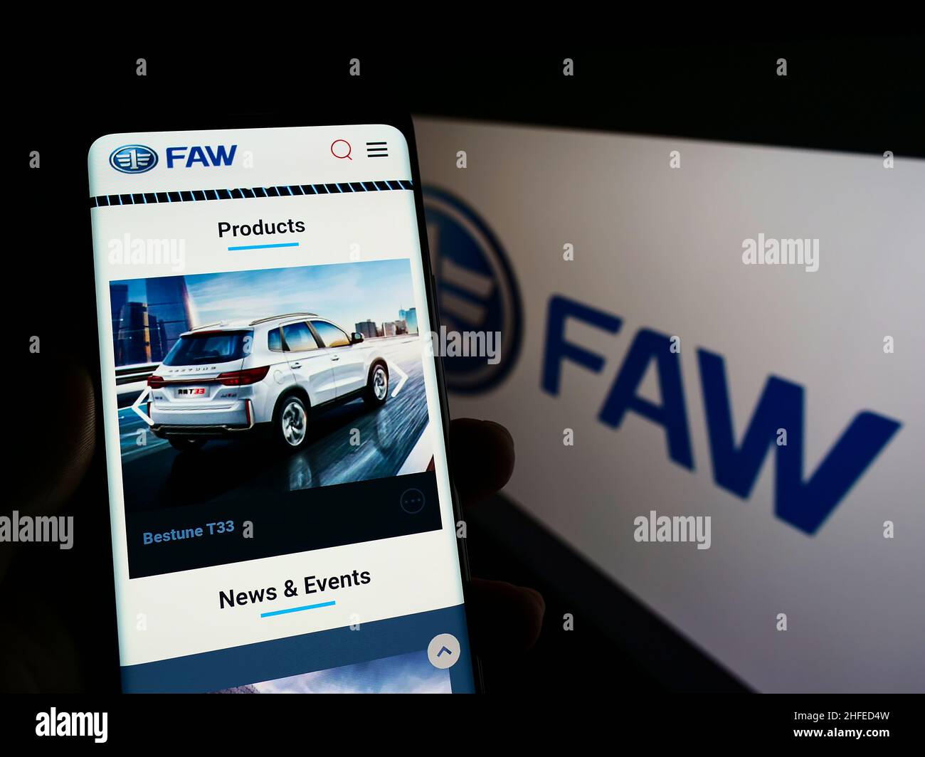 faw car logo