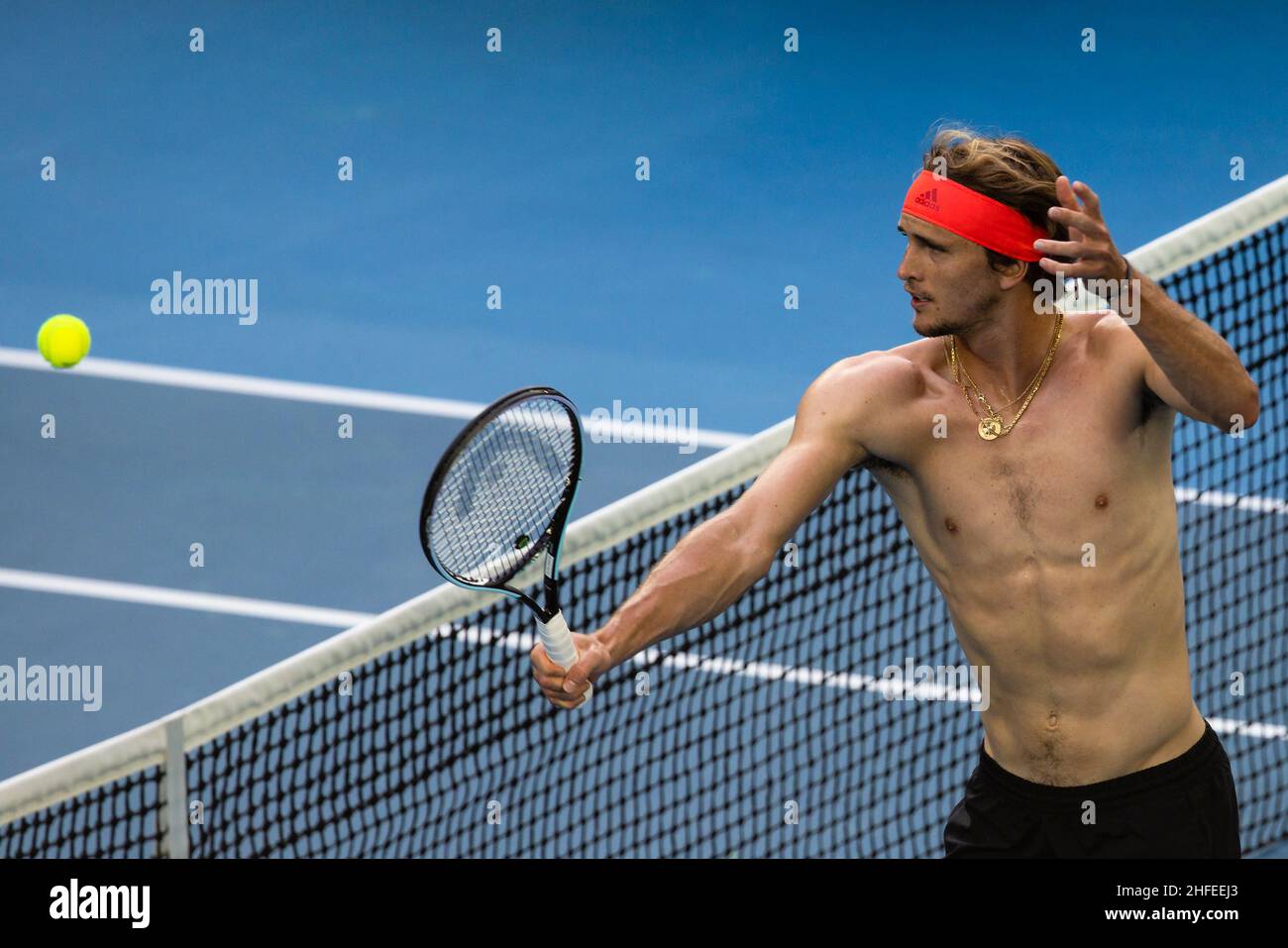 Melbourne, Australia. 16th Jan, 2022. Tennis: WTA Tour/ATP Tour -  Melbourne: Alexander Zverev of Germany is in action during a practice  session ahead of the Australian Open at Melbourne Park. Credit: Frank