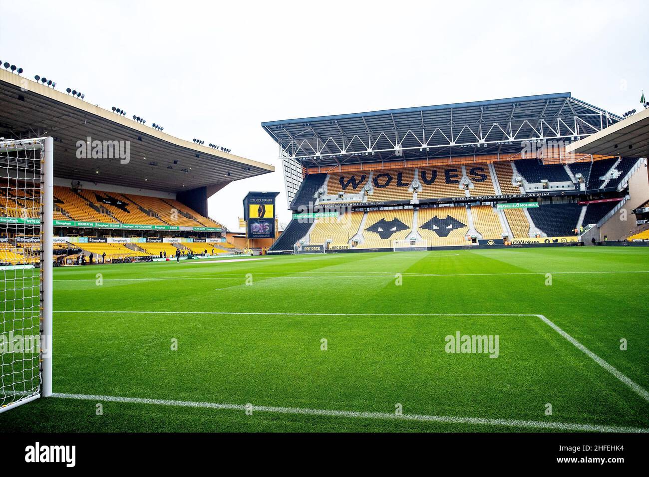General view before the English championship Premier League football match between Wolverhampton Wanderers and Southampton on January 15, 2022 at Molineux in Wolverhampton, England - Photo: Manjit Narotra/DPPI/LiveMedia Stock Photo