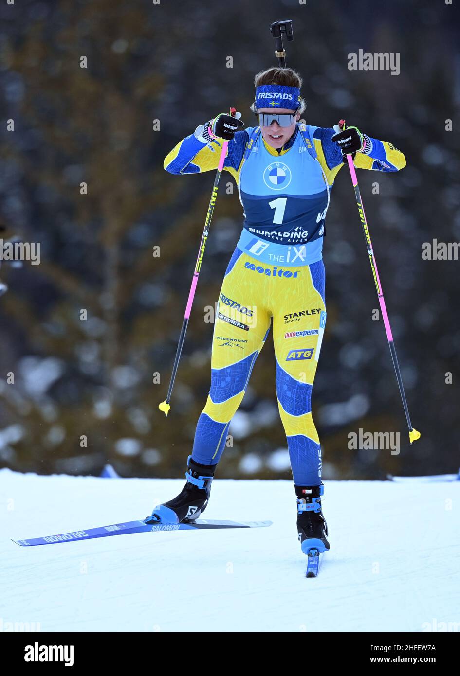 Ruhpolding, Germany. 16th Jan, 2022. Biathlon: World Cup, Pursuit 10 km, women. Elvira Öberg from Sweden in action. Credit: Sven Hoppe/dpa/Alamy Live News Stock Photo