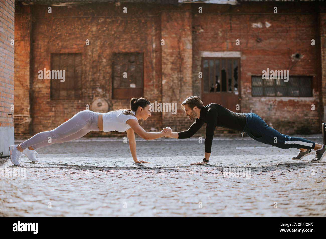 Man pushup one arm hi-res stock photography and images - Alamy