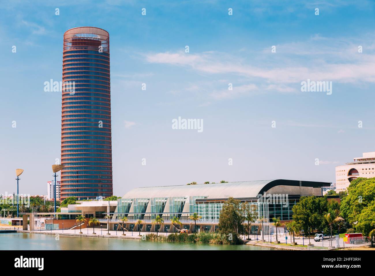 Torre cajasol tower seville hi-res stock photography and images - Alamy