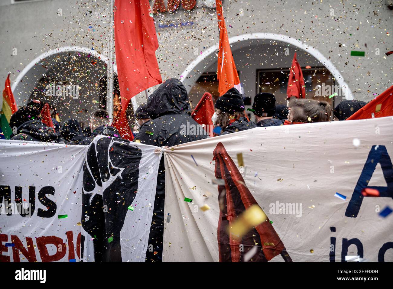 On January 15, 2022 a few hundreds antifascists gathered in Rosenheim, southern Germany to protest against the AfD bureau of Andreas Winhart and Franz-Xaver Bergmueller. The protestors lit pyrotechnics. (Photo by Alexander Pohl/Sipa USA) Stock Photo