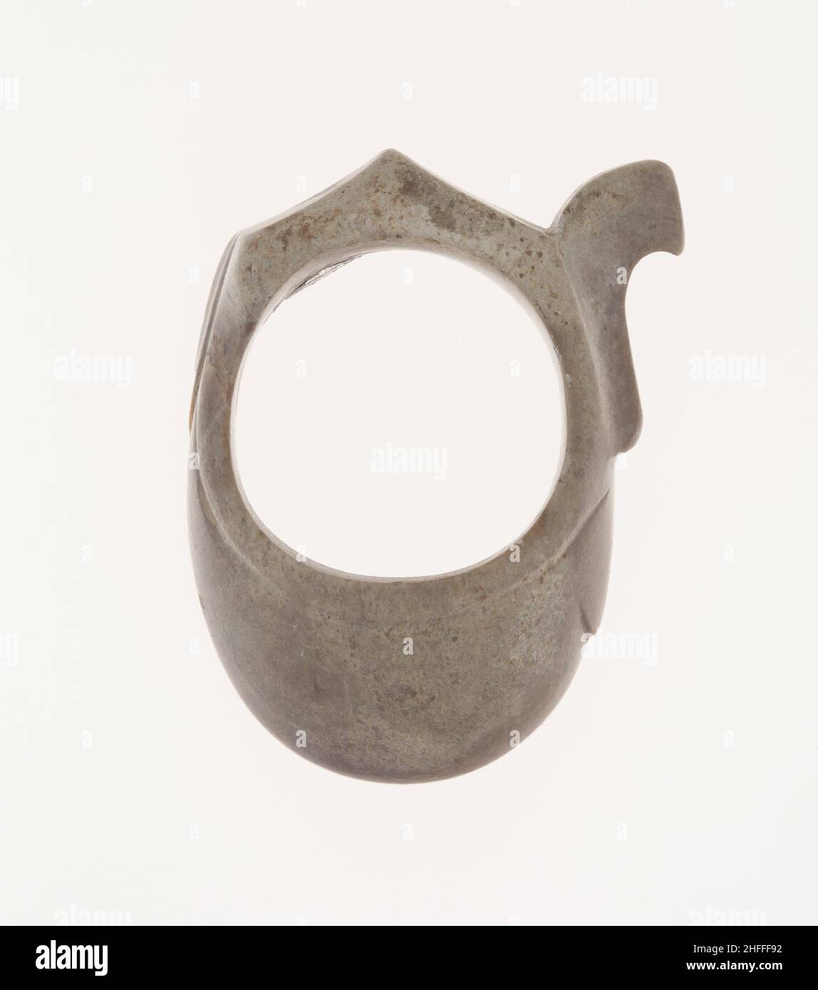 Archer's thumb ring, Eastern Zhou period, 5th/4th century B.C. Stock Photo