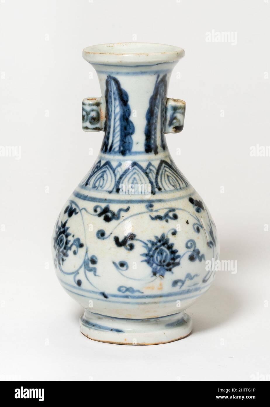 Vase with Loop Handles, Ming dynasty (1368-1644), 15th century. Stock Photo