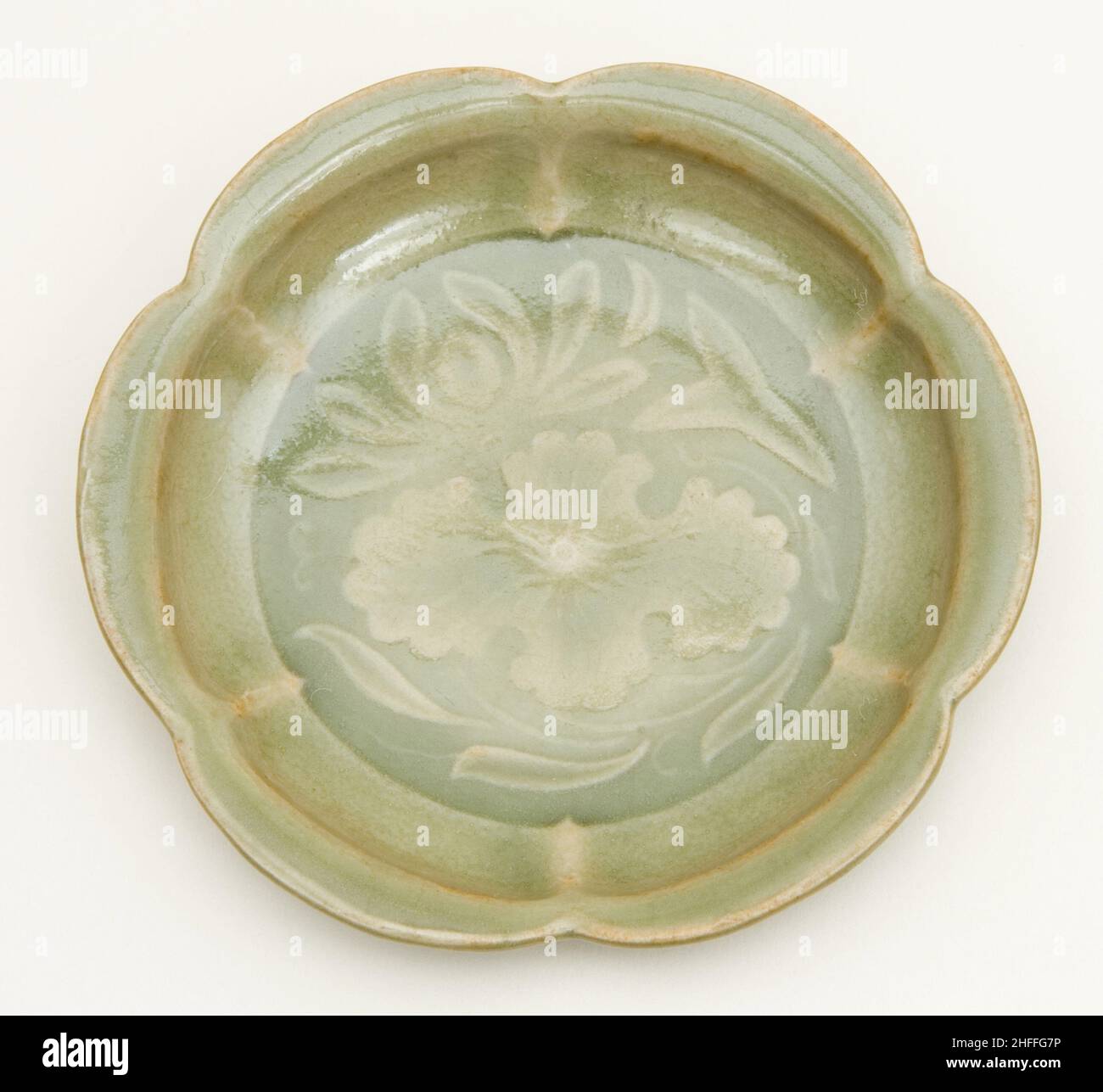 Dish with Petal-Lobed Rim, Lotus, and Waterweeds, Northern Song dynasty (960-1127), 11th/12th century. Stock Photo