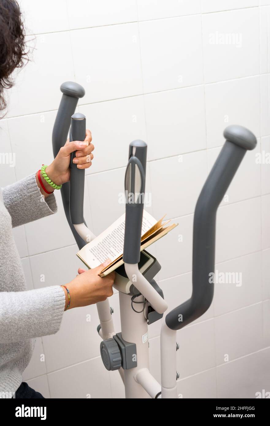 The focus fit book hi-res stock photography and images - Alamy
