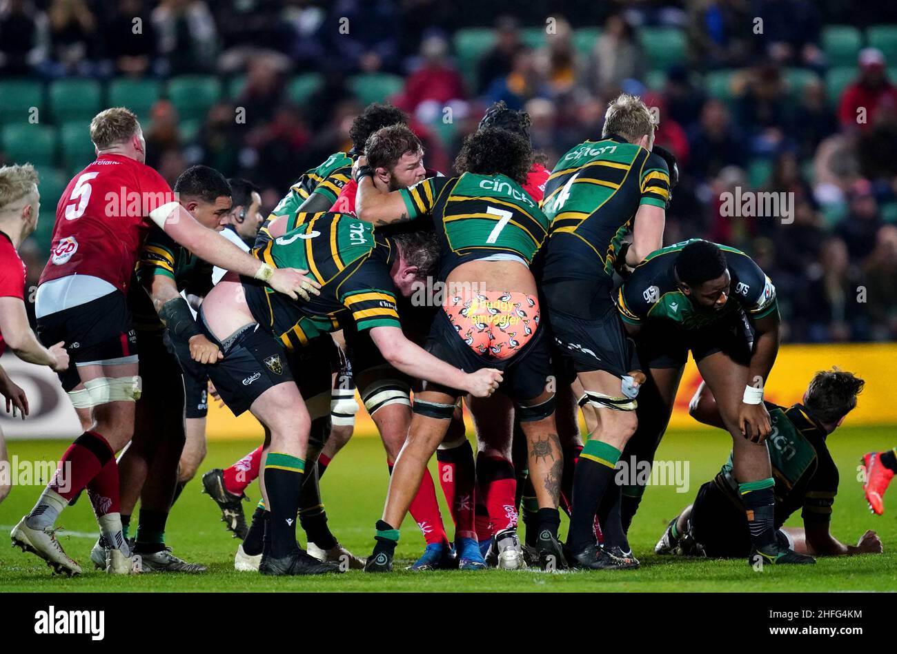 Rugby shorts down hi-res stock photography and images - Alamy