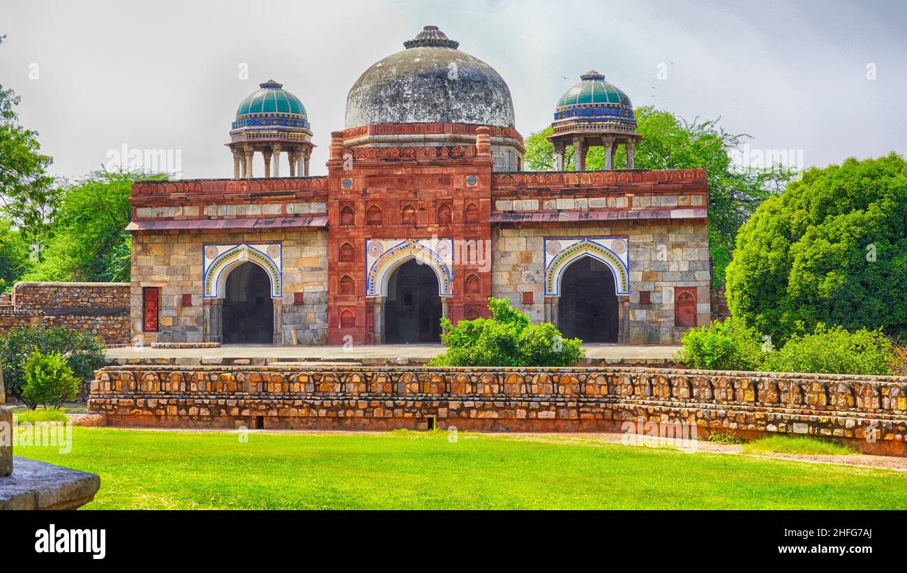 Tomb of mughal emperor humayun hi-res stock photography and images - Alamy