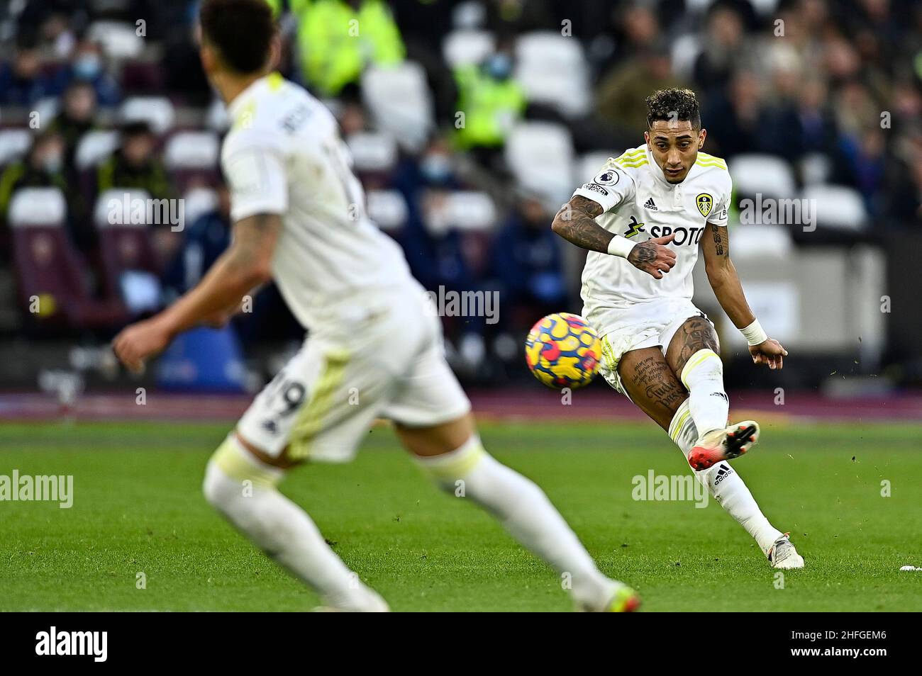 London, UK. 1st Jan, 2022. Raphinha (Leeds) has a shot from a free kick during the West Ham vs Leeds Premier League match at the London Stadium Stratford. Credit: MARTIN DALTON/Alamy Live News Stock Photo