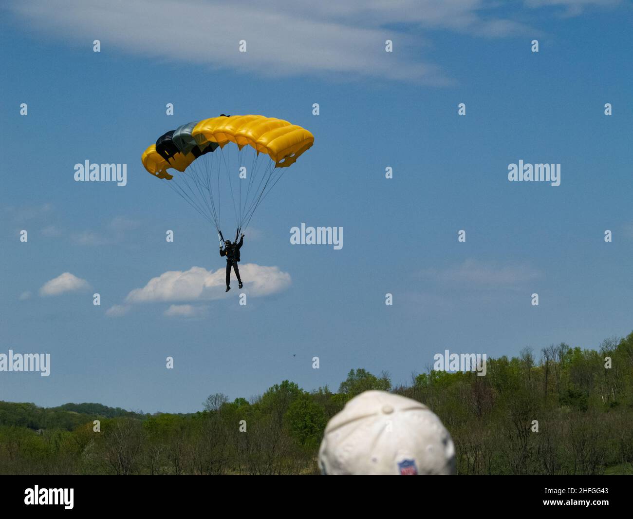 United States Military Academy, Golden Knights West Point, NY, USA  skydiver, paratrooper in flight Stock Photo
