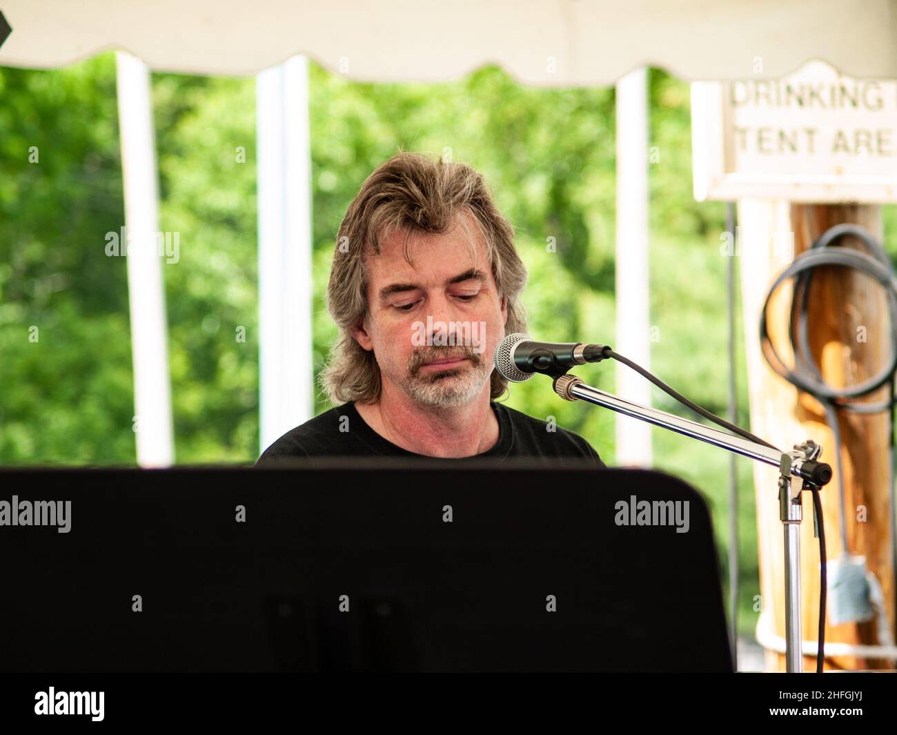 Jazz musician portrait Stock Photo - Alamy