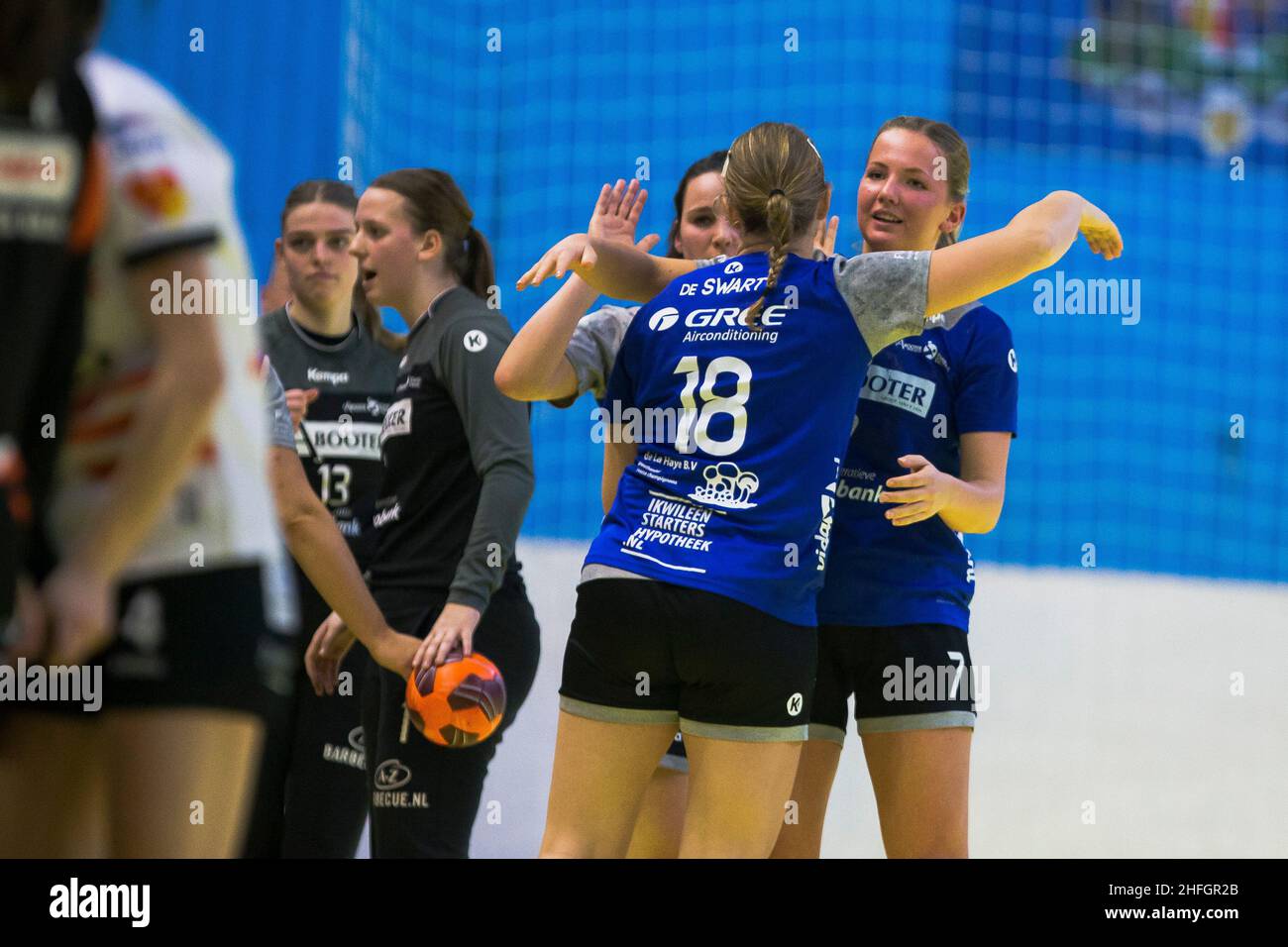 Arandjelovac, Serbia, 14th January 2022. Manon Zijlmans of Cabooter Handbal  Venlo celebrates with Pien de Swart of Cabooter Handbal Venlo during the  EHF Women's European Cup, Last 16 match between Cabooter Handbal