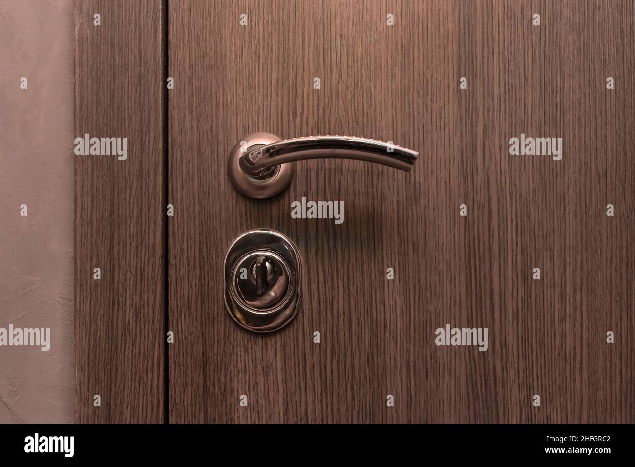 Closing door close up hi-res stock photography and images - Alamy