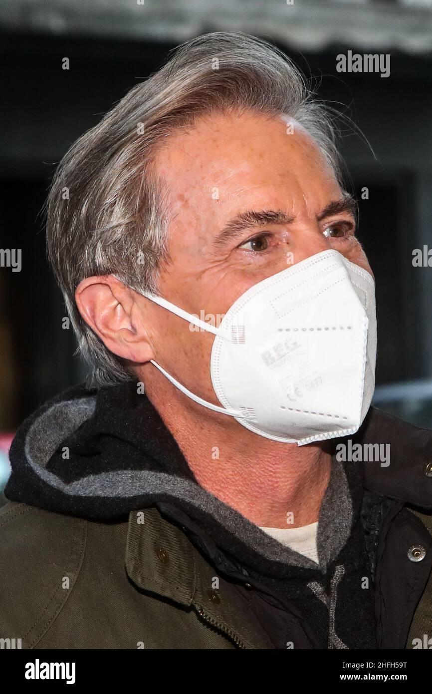 Kyle MacLachlan arrives at Palazzo Parigi during the MFW 2022 in Milan,  Italy Stock Photo - Alamy