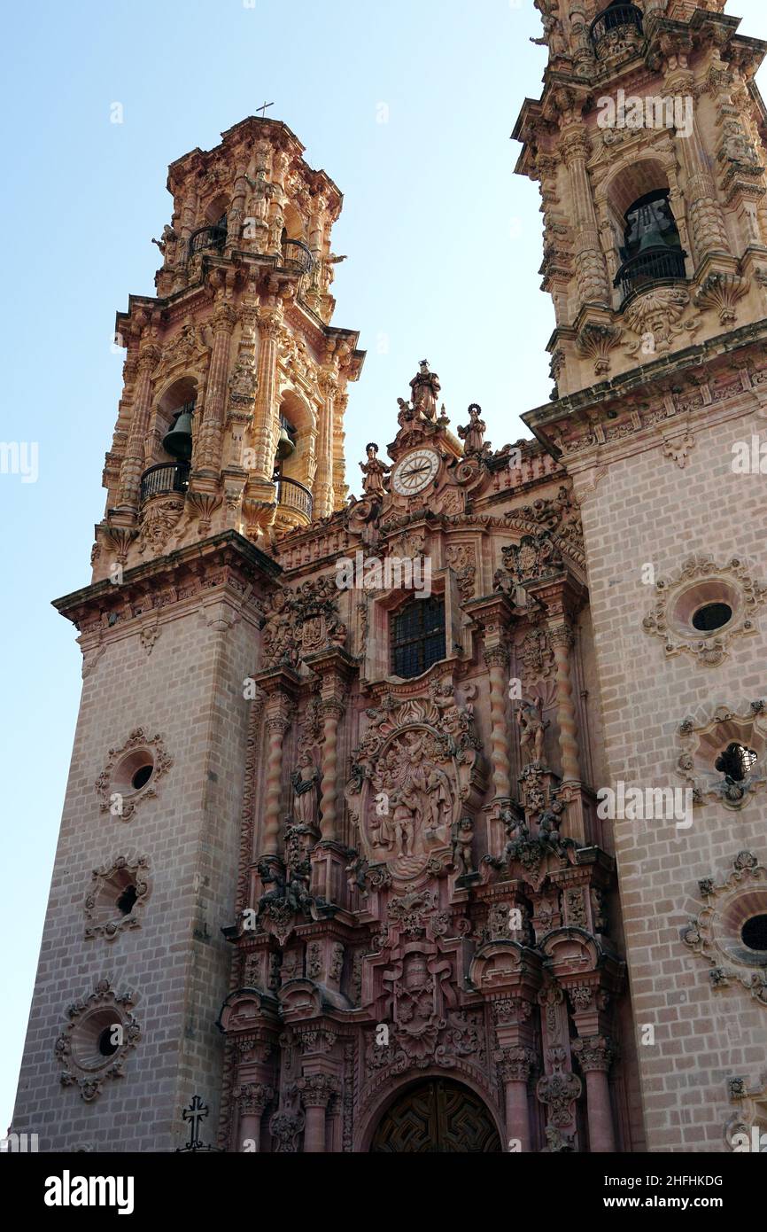New Spanish baroque Church of Santa Prisca (Templo de Santa Prisca ...