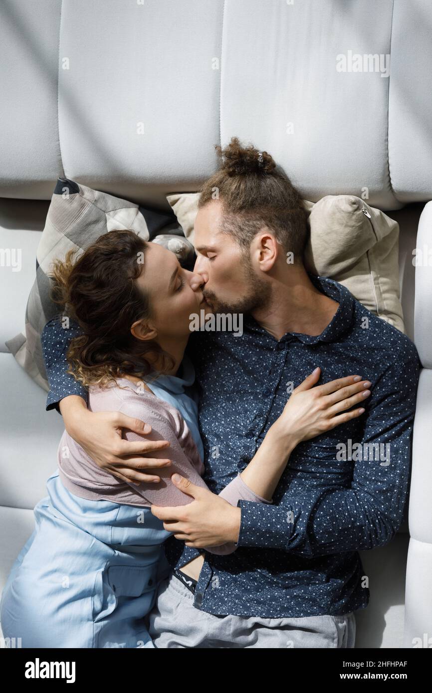 Couple passionate kissing hi-res stock photography and images - Alamy