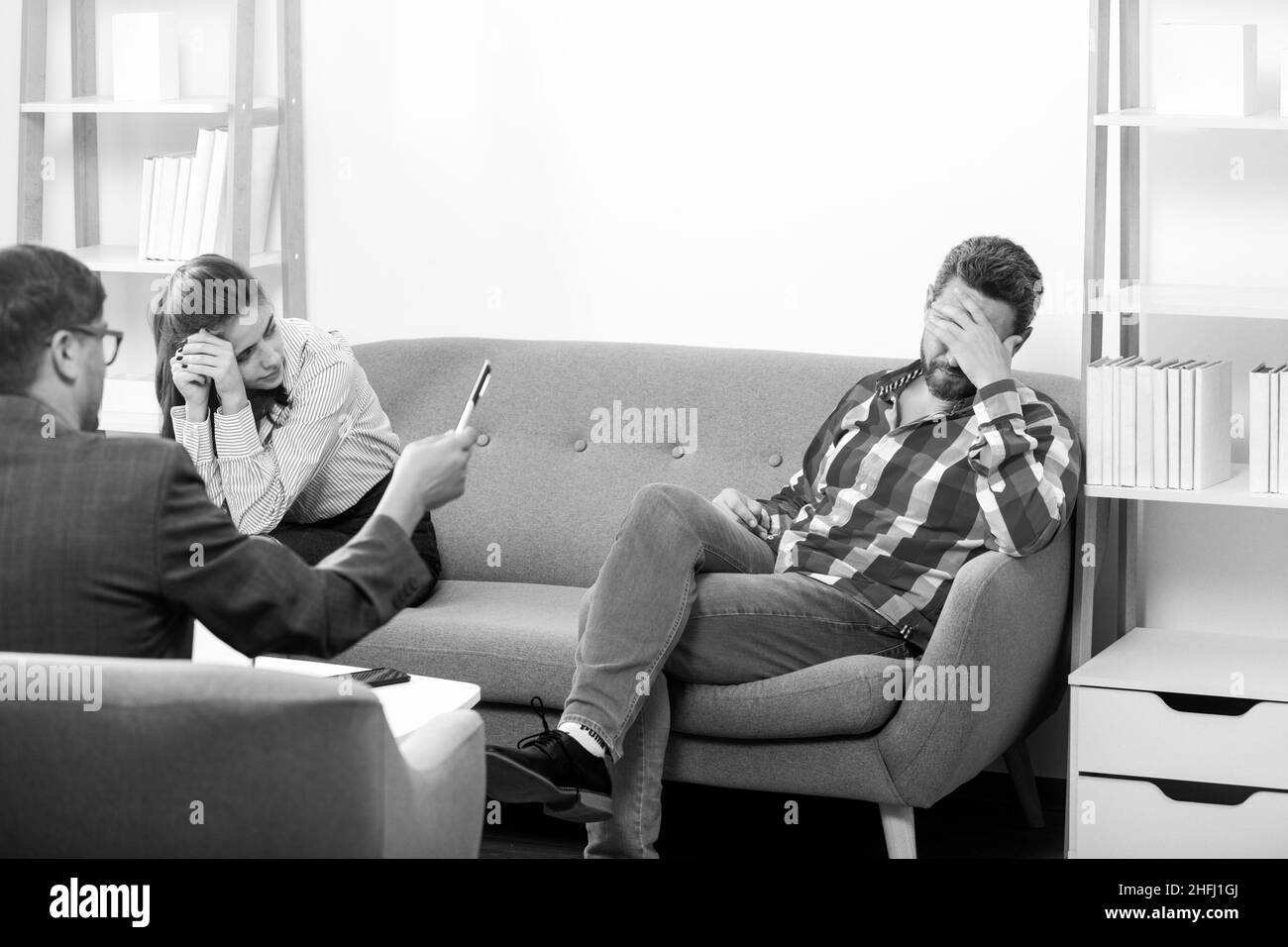 Family therapist session Black and White Stock Photos & Images - Alamy