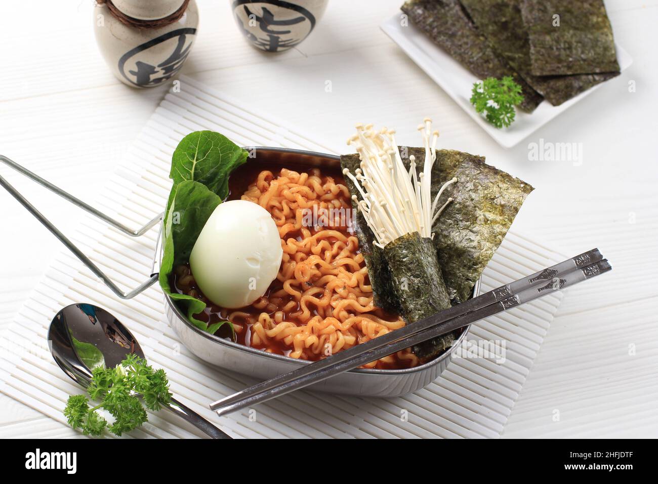 Tteok ramyeon hi-res stock photography and images - Alamy