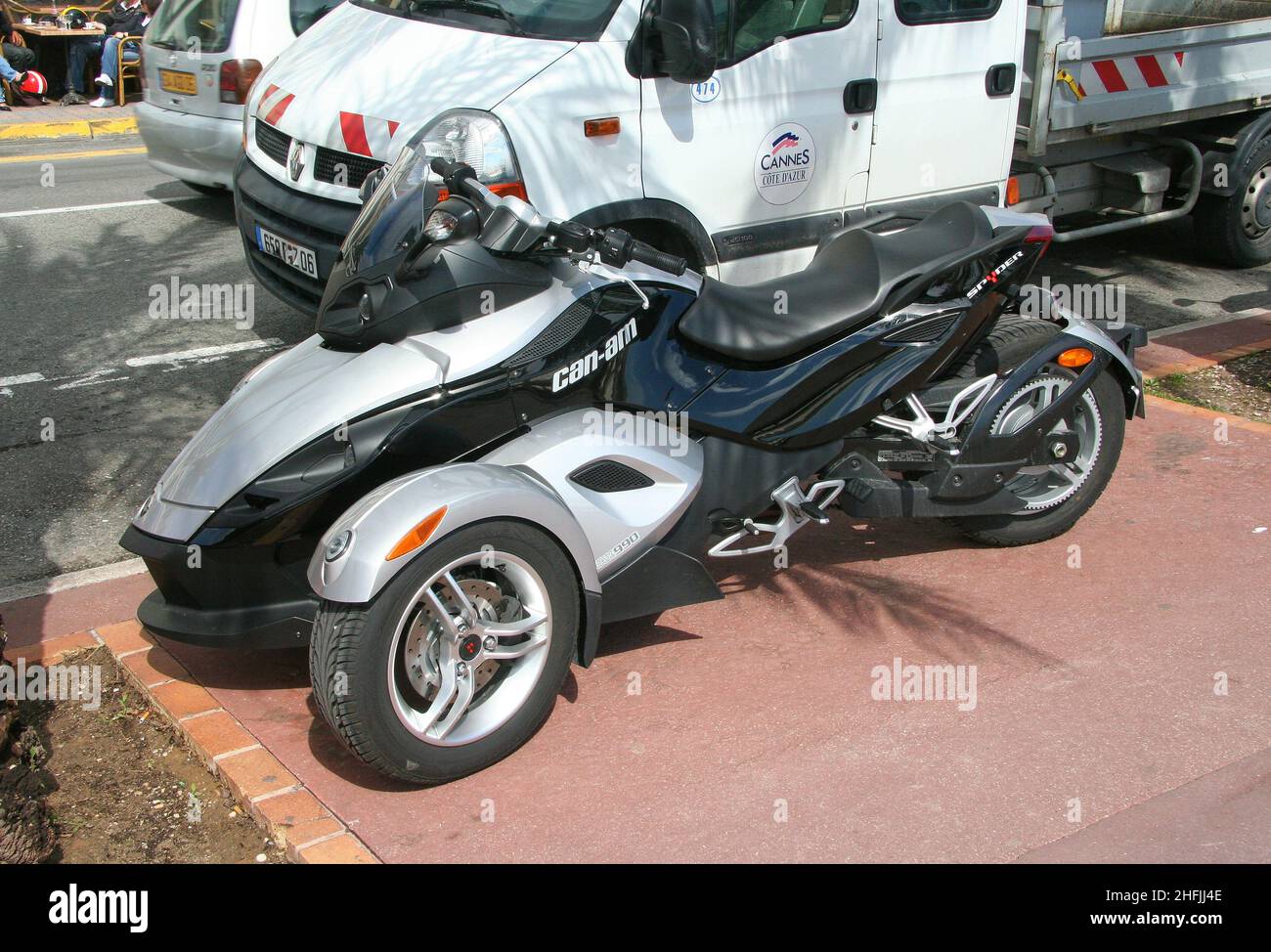 Three wheeled buggy hi-res stock photography and images - Alamy
