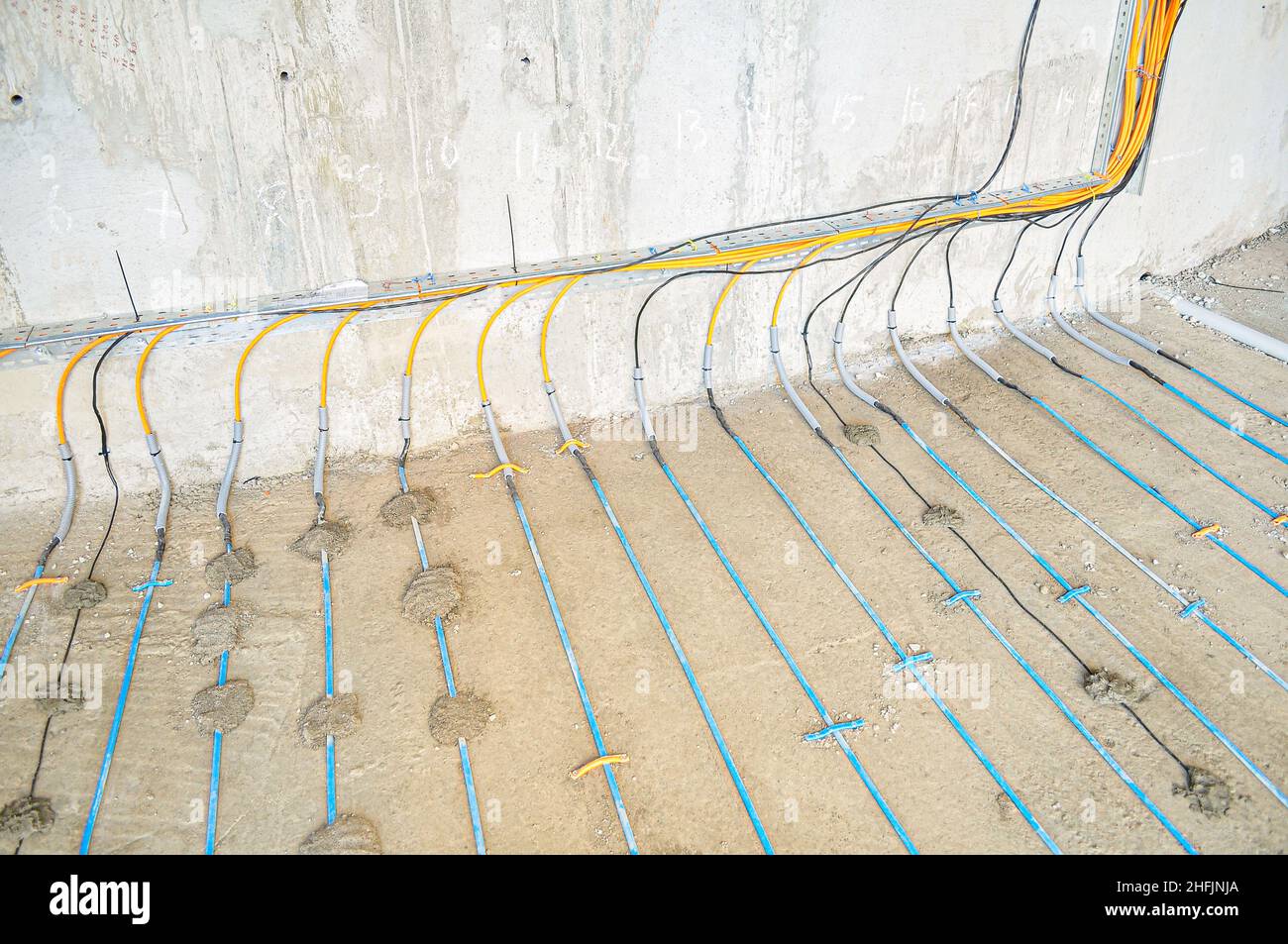Laying of heating cable in the construction of underfloor heating