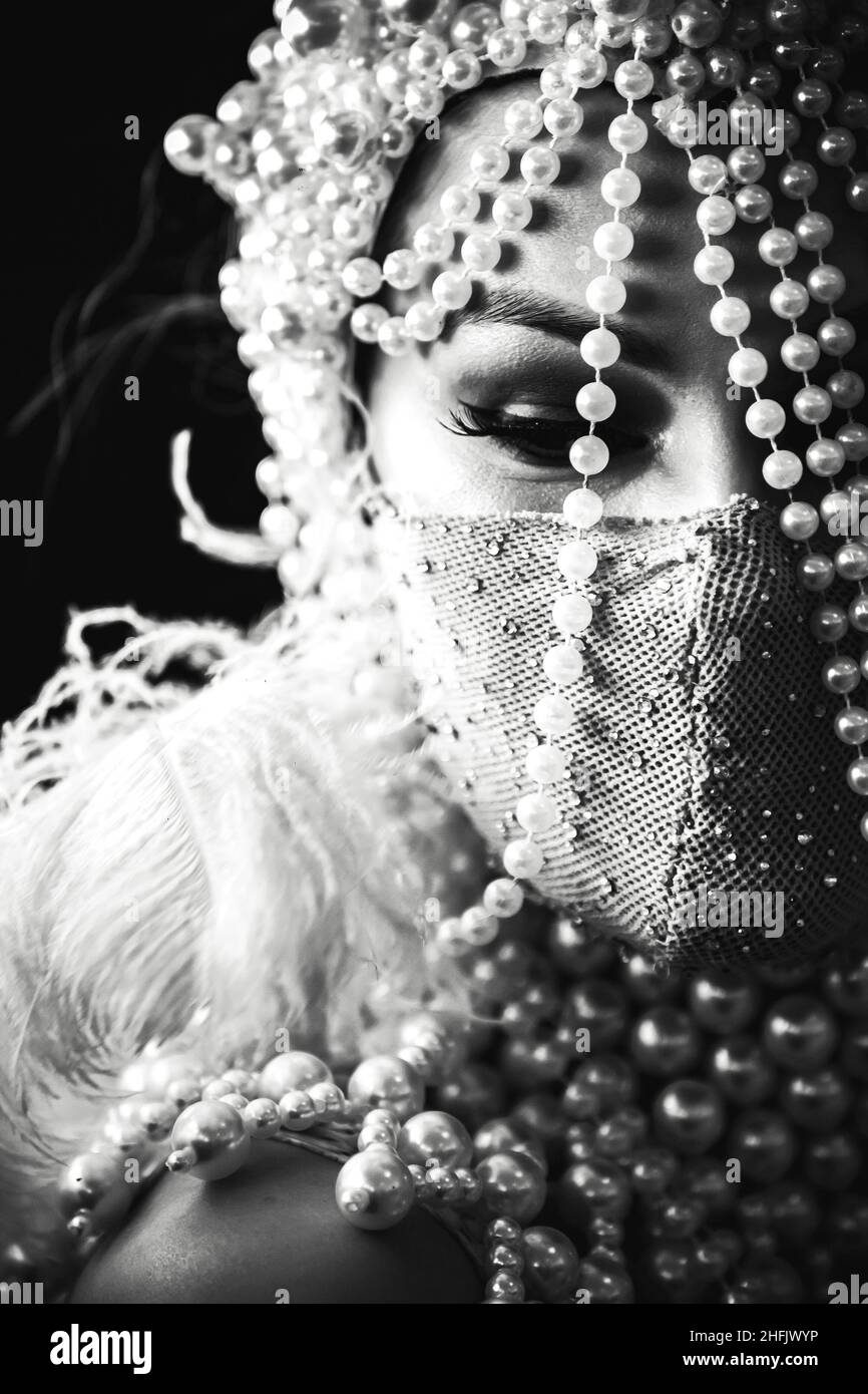 Girl in black mask hi-res stock photography and images - Alamy