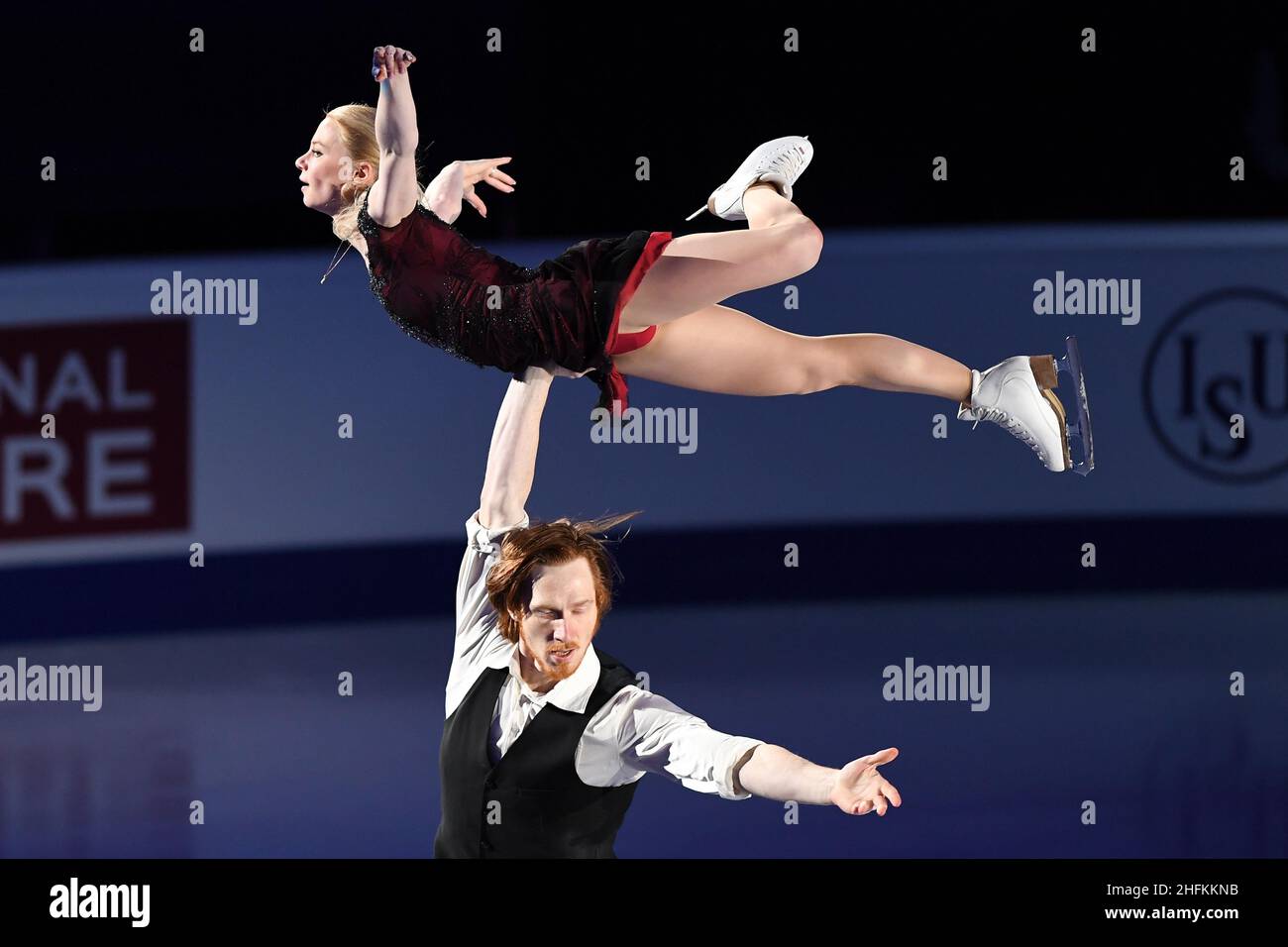 Evgenia TARASOVA & Vladimir MOROZOV (Russia), during the Exhibition