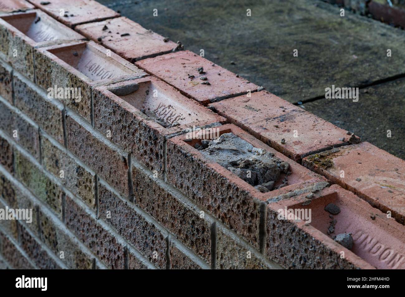 Double skin brick wall hires stock photography and images Alamy
