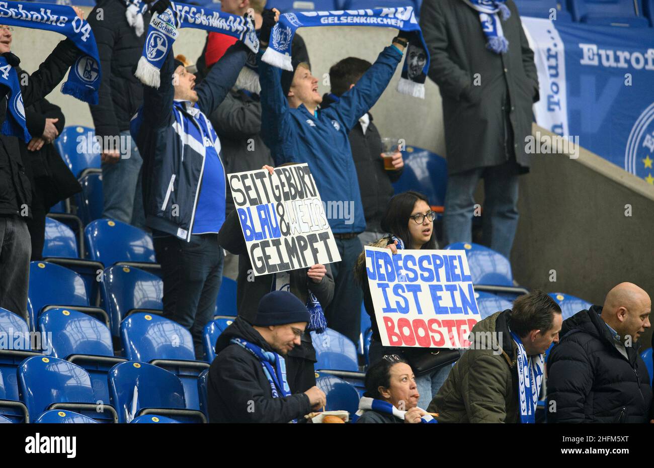 Page 7 - Fans Schalke 04 Football Club High Resolution Stock Photography  and Images - Alamy