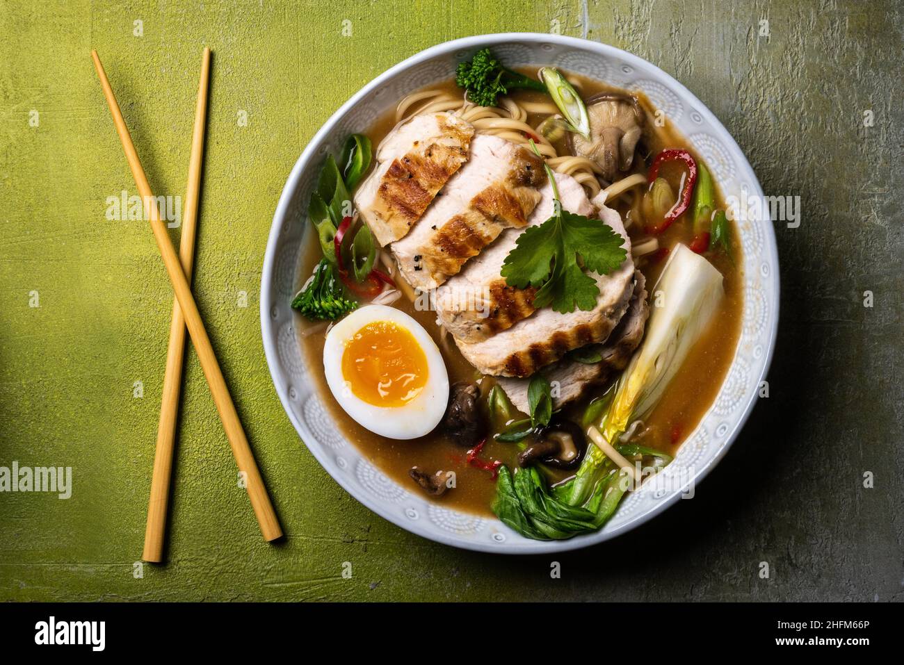 Chilli Chicken Ramen Bowl Stock Photo Alamy
