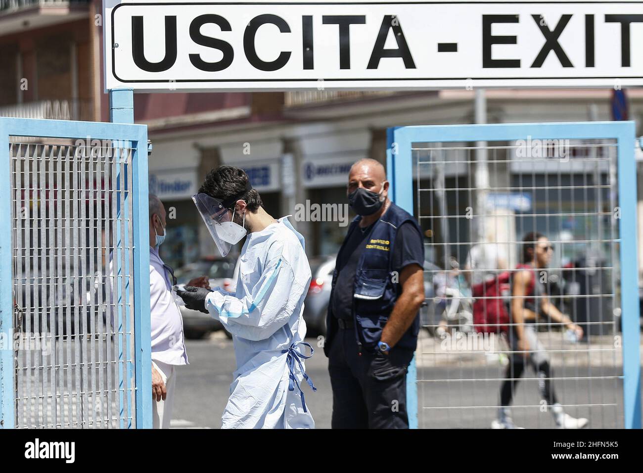 Cecilia Fabiano/LaPresse July 29 , 2020 Rome (Italy) News: The ASL organizes voluntary serological tests for bus passengers from the most contagious European countries In the pic : Tiburtina Station Stock Photo