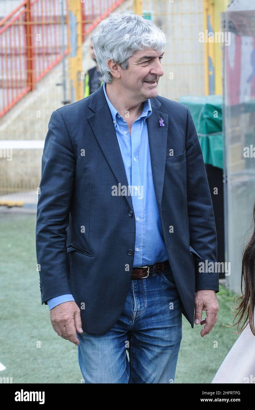 Foto Claudio Martinelli/LaPresse17 marzo 2019 Vicenza Italiasport calcioL.R. Vicenza VIrtus vs - Unione Sportiva Triestina Calcio 1918 - Lega Pro 2018/2019 - Girone B - stadio Romeo MentiNella foto: Rossi Paolo, ex calciatore del Vicenza e campione del mondo con la nazionale italiana nel 1982Photo Claudio Martinelli/LaPresseMarch 17th, 2019 Vicenza Italysport soccerL.R. Vicenza VIrtus vs - Unione Sportiva Triestina Calcio 1918 - Football League One 2018/2019 - Group B - Romeo Menti stadiumIn the pic: Paolo Rossi, L.R. Vicenza former player Stock Photo