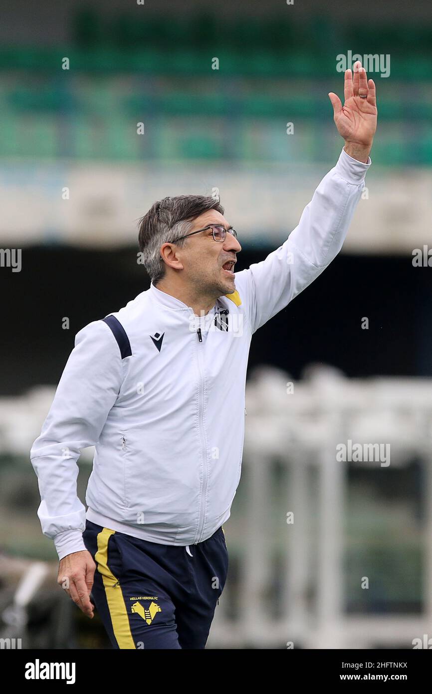 Paola Garbuio/LaPresse January 24, 2021 Verona, Italy sport soccer Hellas Verona vs Napoli -Italian Football Championship League A TIM 2020/2021 - Bentegodi stadium. In the pic: : ivan juric Stock Photo