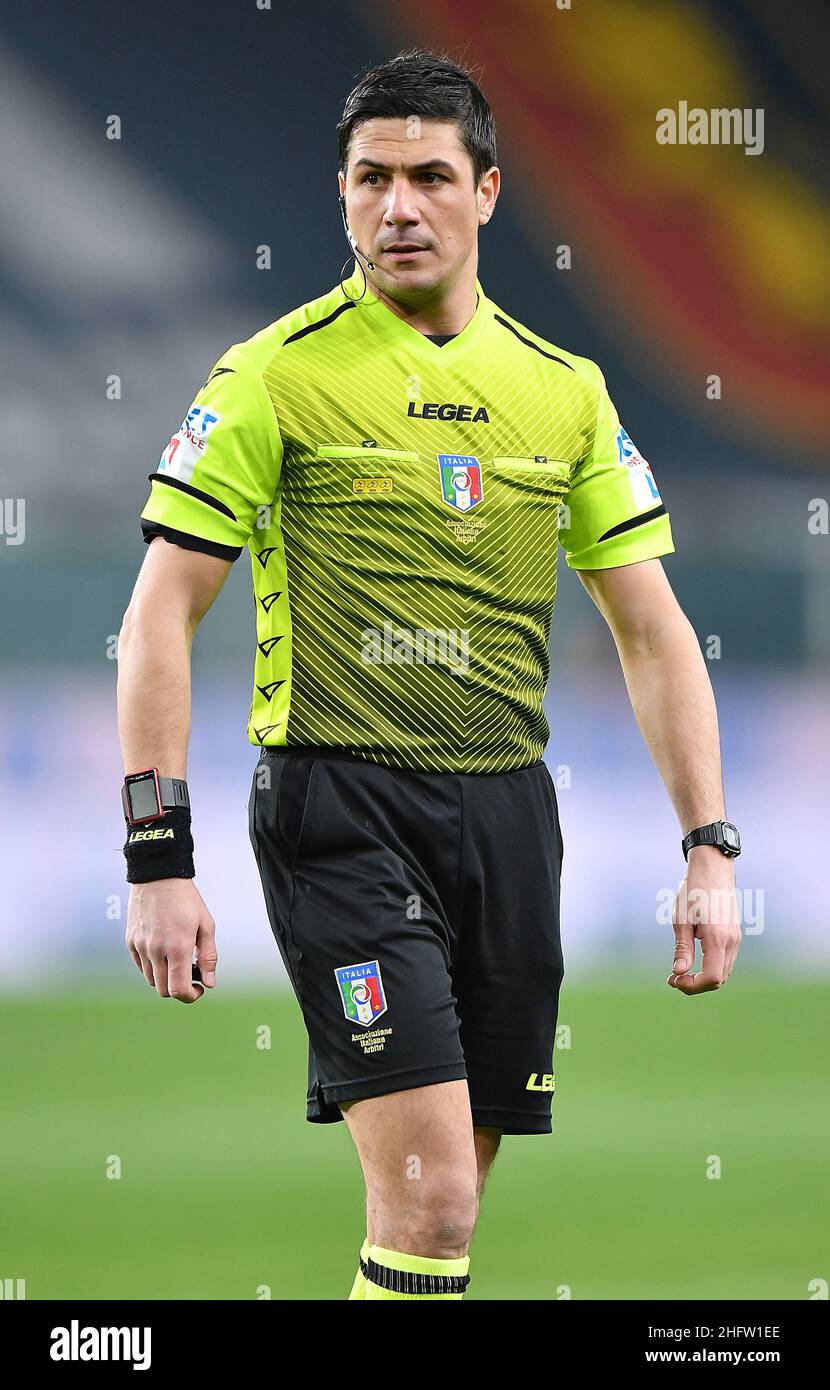 árbitro gianluca manganiello hi-res stock photography and images - Alamy