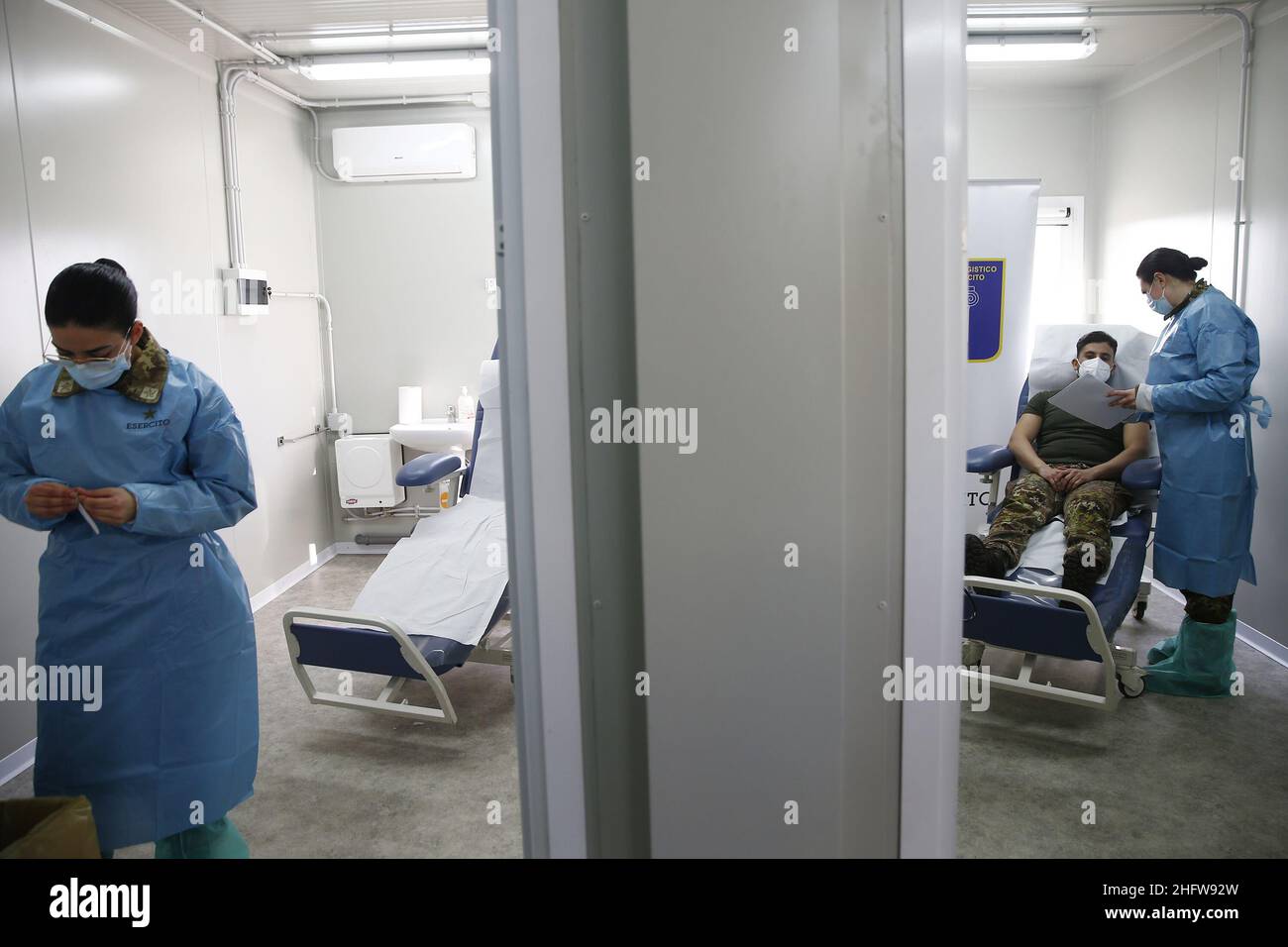 Cecilia Fabiano/LaPresse February 23 , 2021 Roma (Italy) News : Defense Vaccination Centre in the militar city of Cecchignola in Rome In The Pic : vaccination of military corps Stock Photo