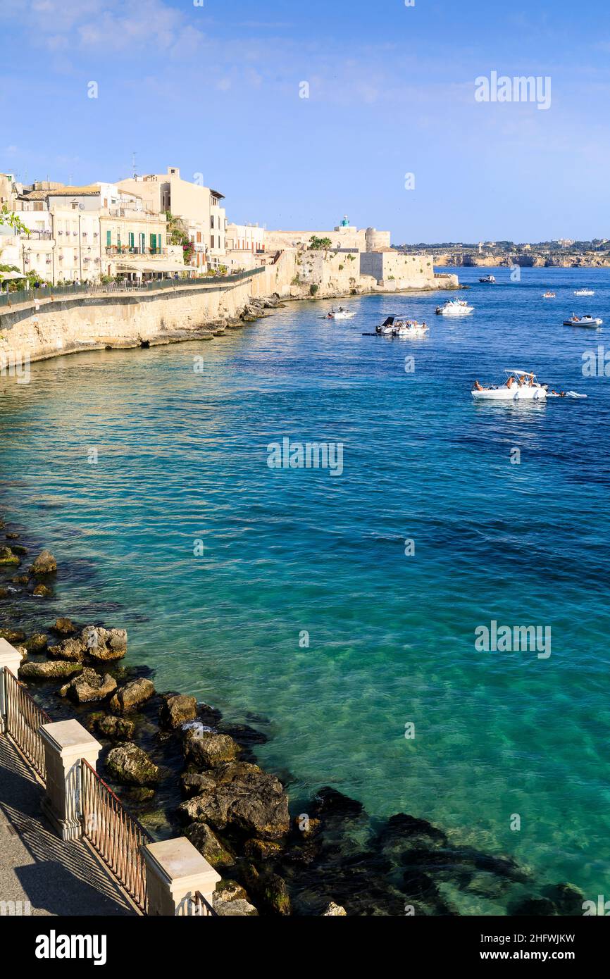 waterfront-ortigia-syracuse-sicily-stock-photo-alamy