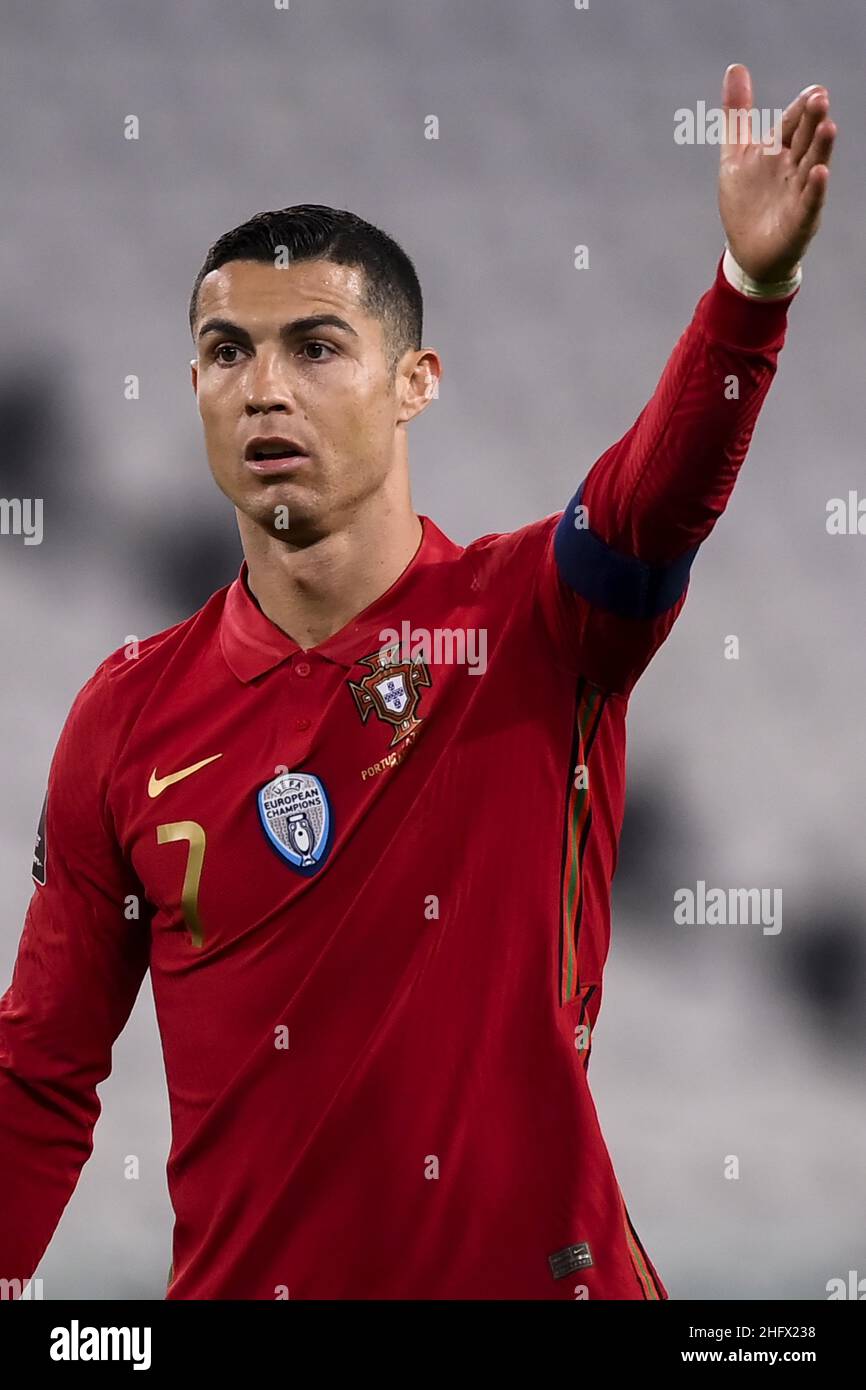 238 Cristiano Ronaldo Holiday Stock Photos, High-Res Pictures, and Images -  Getty Images
