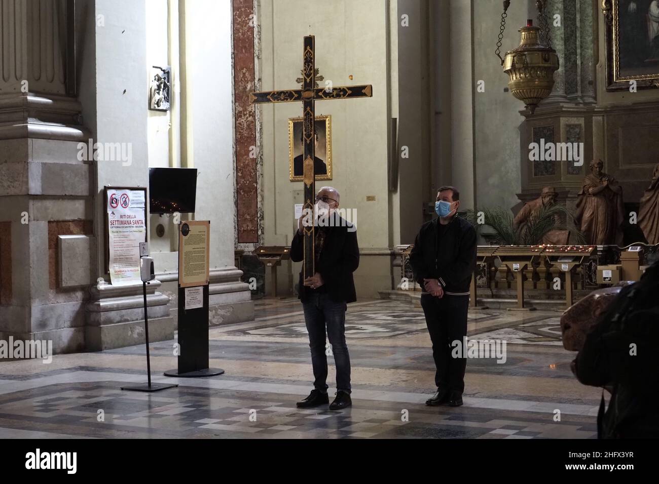 Michele Nucci/LaPresseApril 02, 2021 - Bologna - ItalyNewsEaster mass celebration with the rite of the Via Crucis with Cardinal Matteo Zuppi in the Cathedral of San Pietro in BolognaIn the picture: the mass Stock Photo