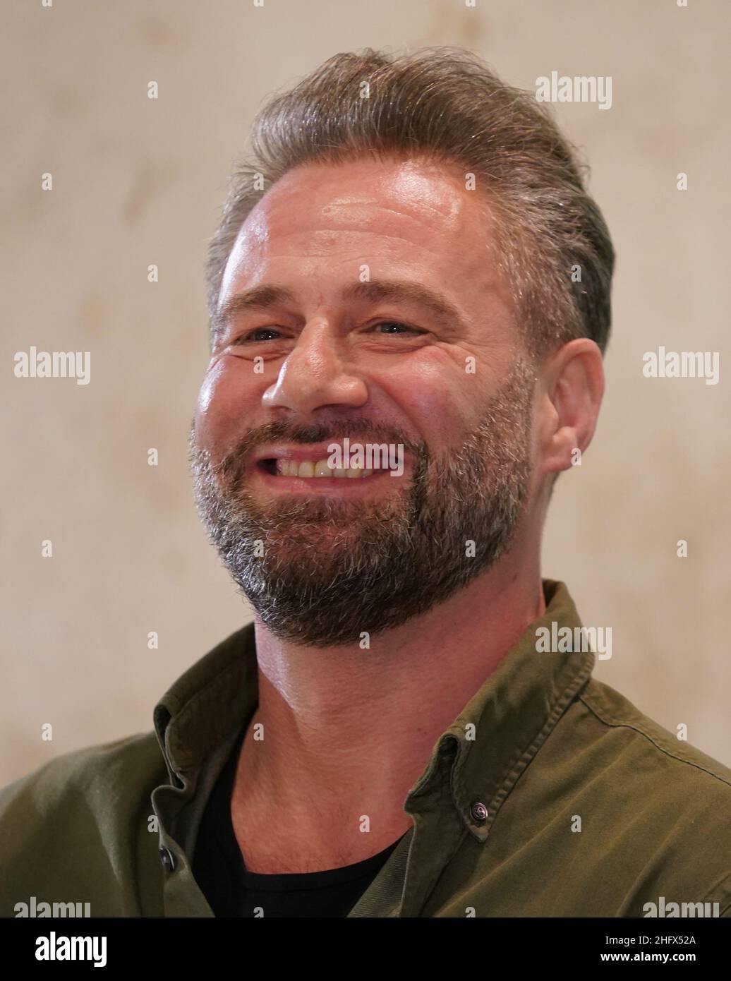 Hamburg, Germany. 17th Jan, 2022. Singer and musician Sasha sings during the musical reading of his first book 'If You Believe - The Autobiography' at the Thalia bookstore in the Europa Passage. Credit: Marcus Brandt/dpa/Alamy Live News Stock Photo