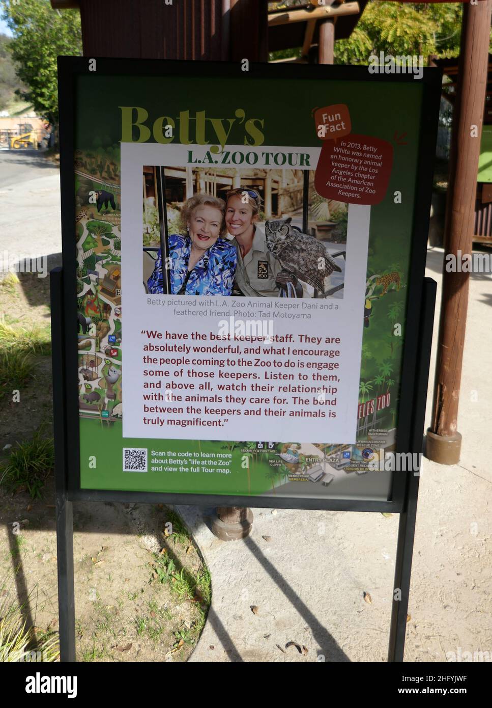 Betty white zoo tour hires stock photography and images Alamy
