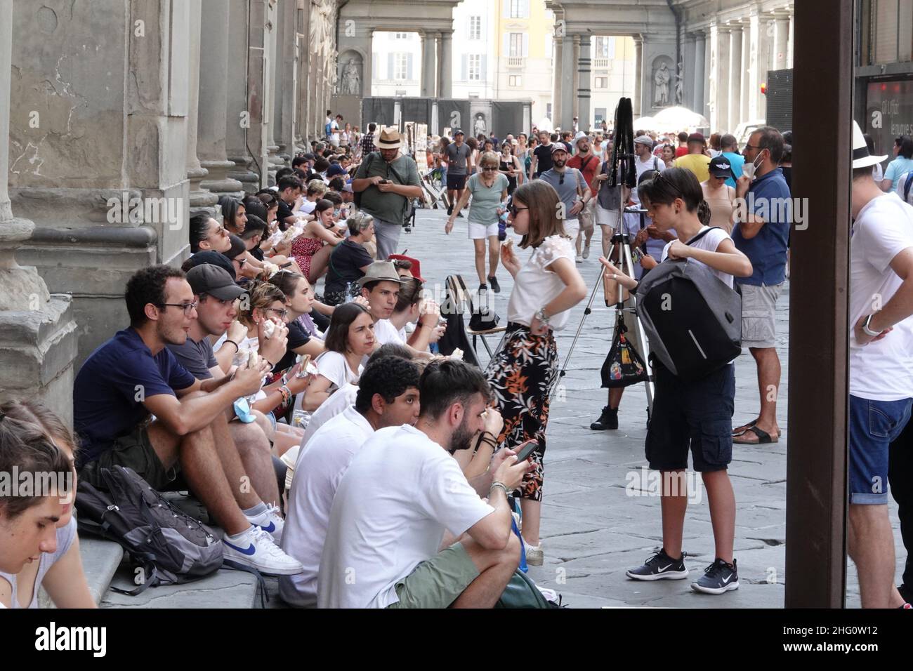 Foto Pietr Masini/ LaPresse 13/08/2021 Firenze Attualit&#xe0; Firenze , caldo e Turisti Nella foto In the pic Stock Photo