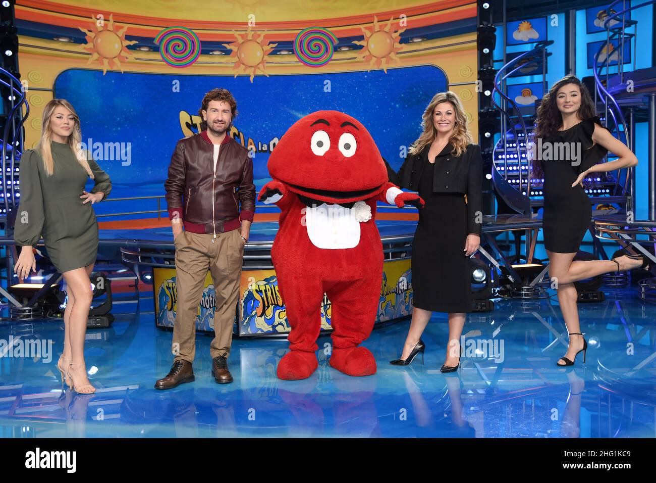 Dave Navarro and Vanessa Dubasso | TikTok, image size:1300x956