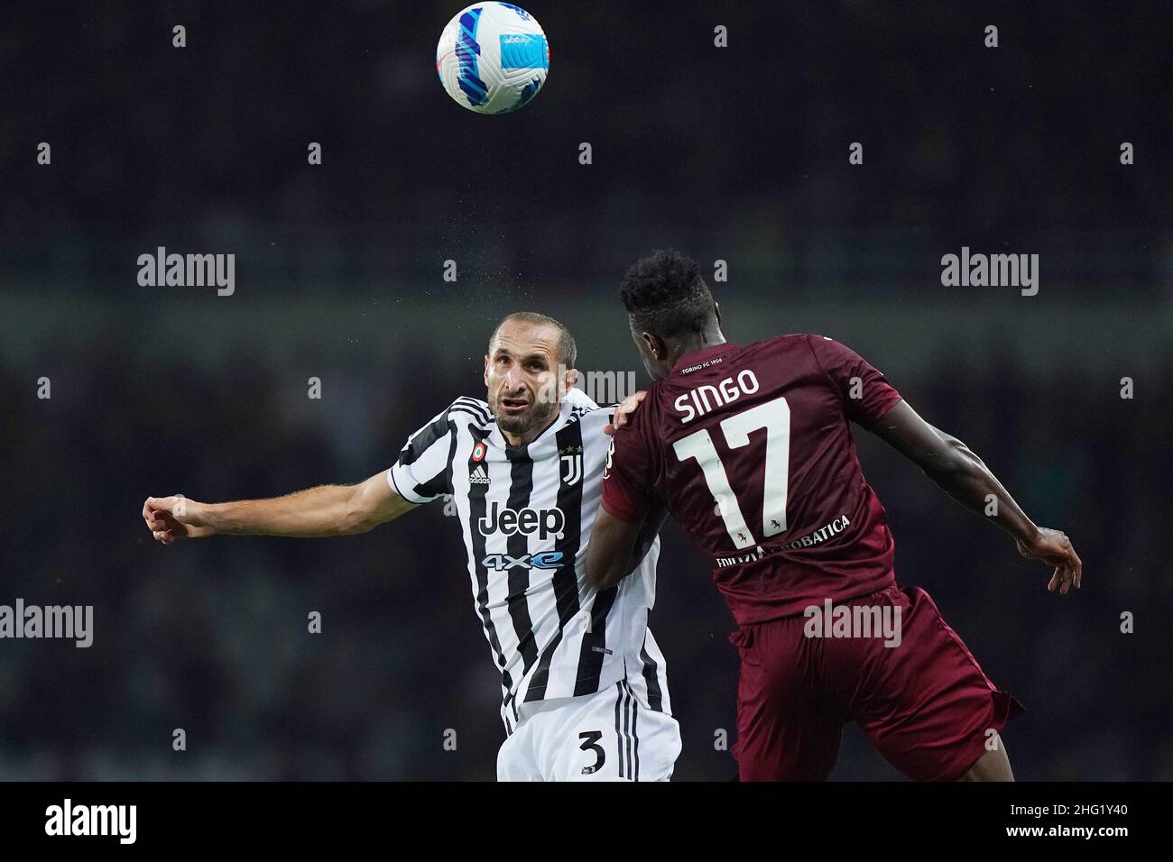 Download Giorgio Chiellini Juventus FC Ready Football Match Wallpaper