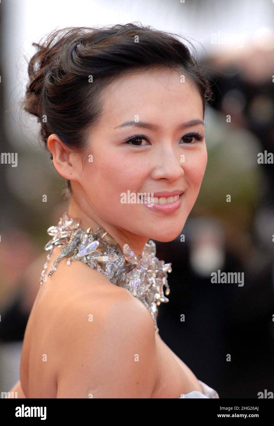 Ziyi Zhang arriving at the premiere for Visage held at the Palais des Festivals. Part of the 62nd Festival de Film, Cannes. Stock Photo