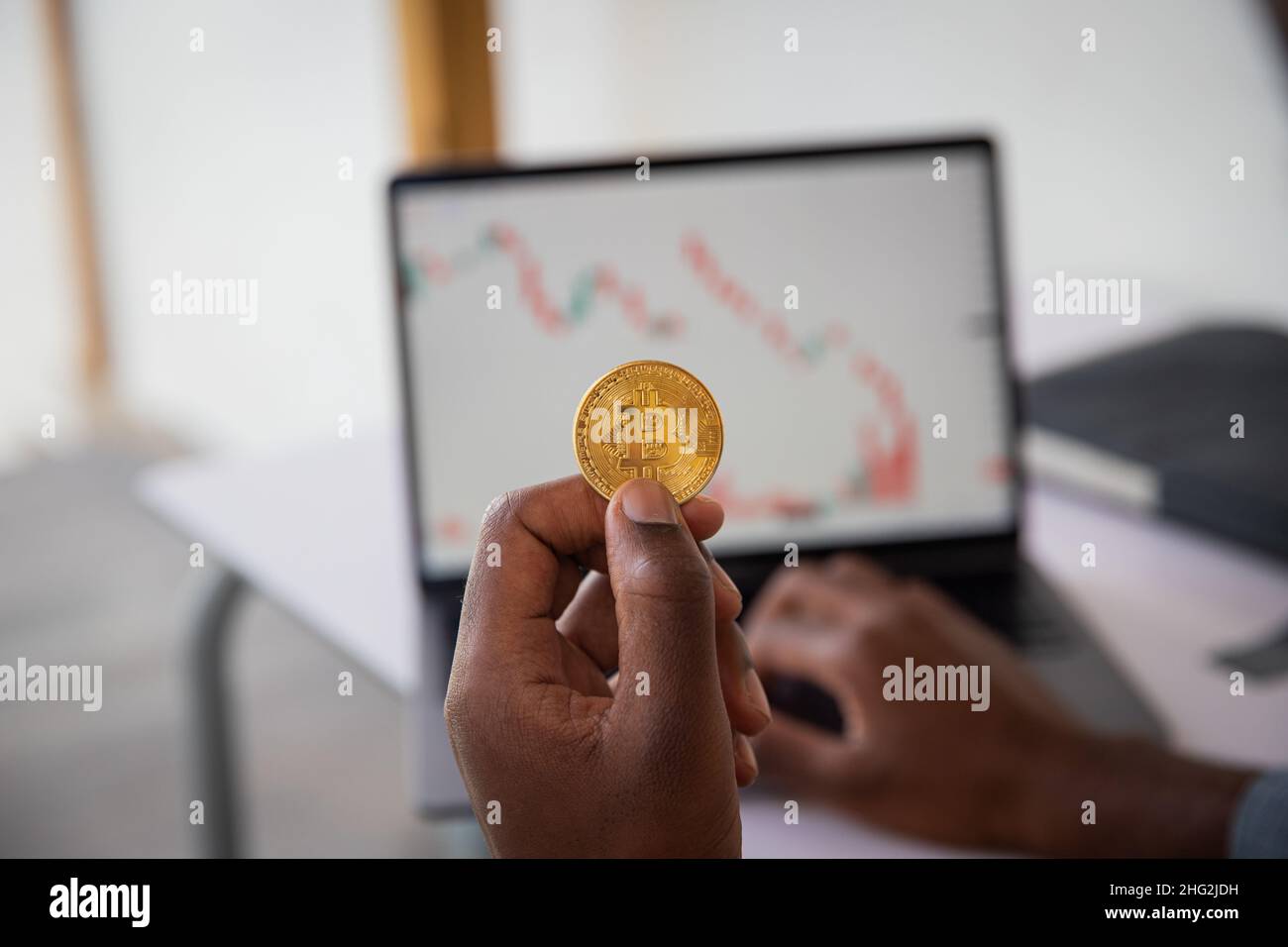Bitcoin cash checks hi-res stock photography and images - Alamy