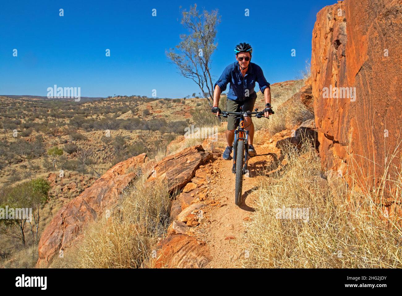 Mountain biking on Road Train, a track on the Alice Springs trail network Stock Photo