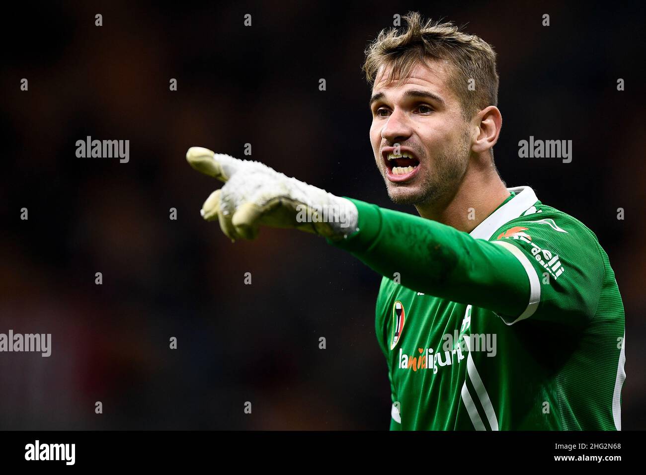 Milan, Italy. 17 January 2022. Ivan Provedel of Spezia Calcio gestures during the Serie A football match between AC Milan and Spezia Calcio. Credit: Nicolò Campo/Alamy Live News Stock Photo