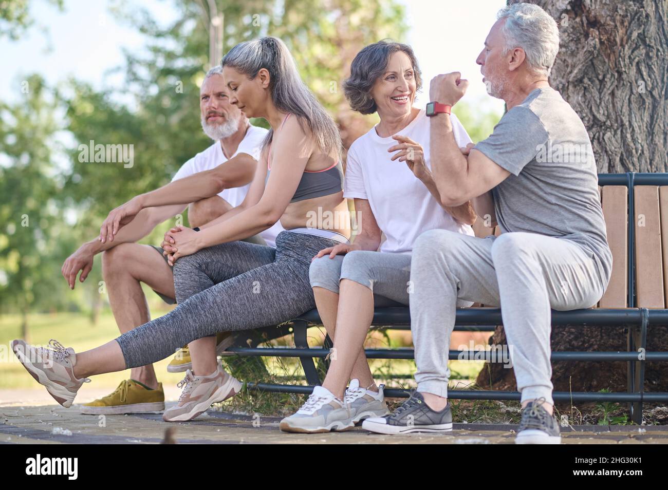 Aged people hi-res stock photography and images - Alamy