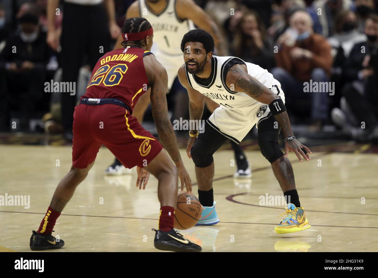 Kyrie irving basketball hi-res stock photography and images - Alamy